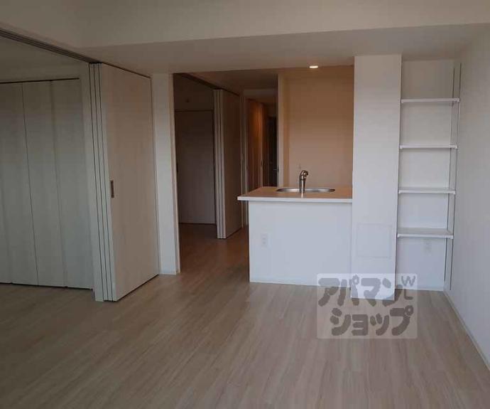 【リシュドール梅小路】間取