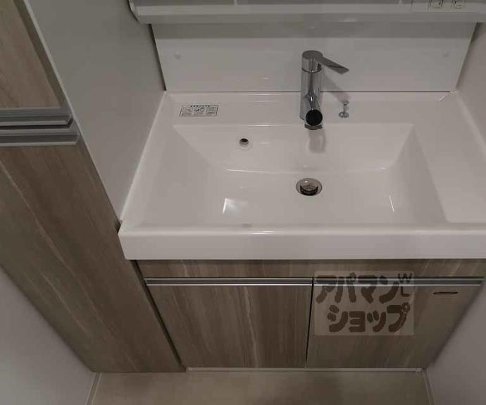 【リシュドール梅小路】間取