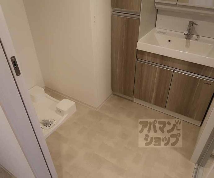 【リシュドール梅小路】間取