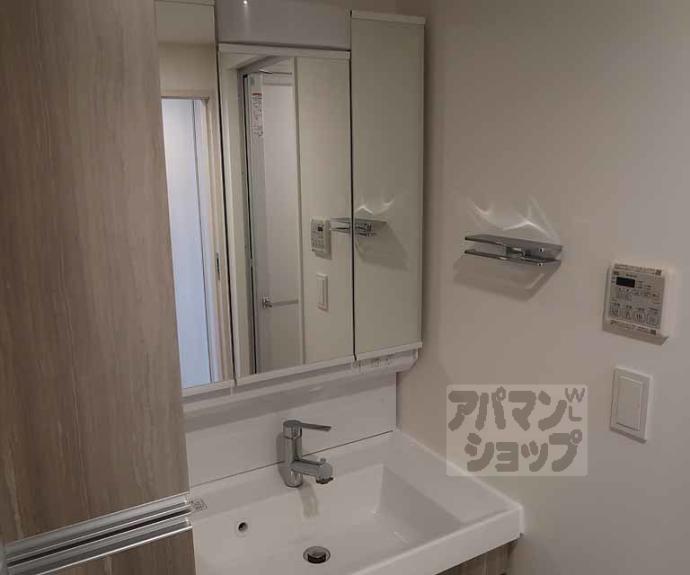 【リシュドール梅小路】間取