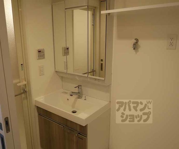 【リシュドール梅小路】間取