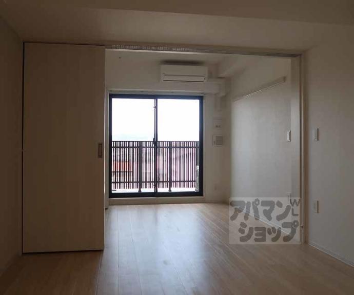 【リシュドール梅小路】間取