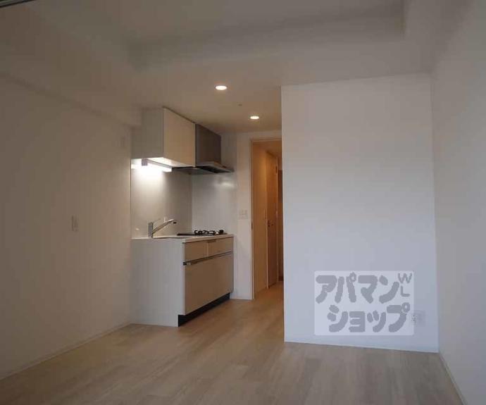 【リシュドール梅小路】間取