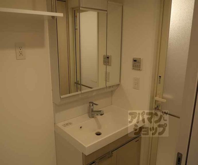 【リシュドール梅小路】間取