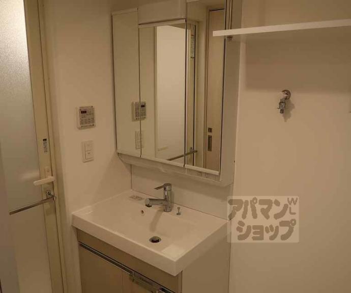 【リシュドール梅小路】間取