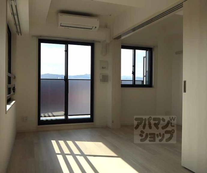 【リシュドール梅小路】間取