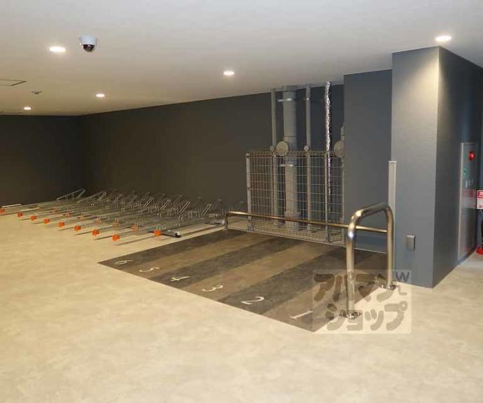 【リシュドール梅小路】間取