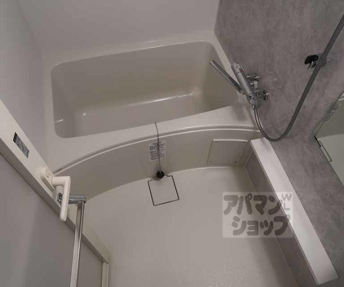 【リシュドール梅小路】間取