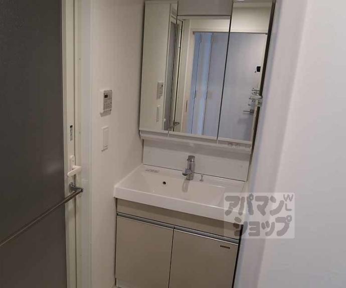 【リシュドール梅小路】間取