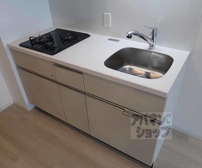 【リシュドール梅小路】間取