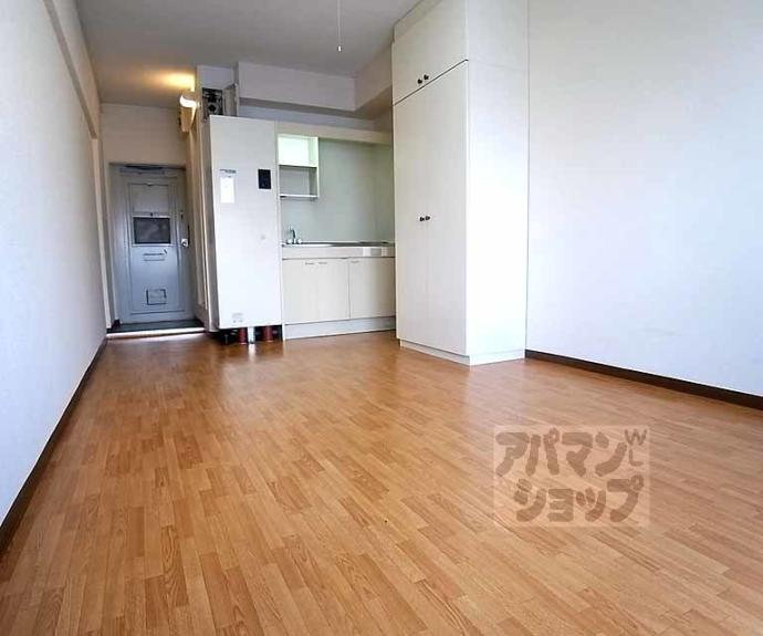 【Ｄｏｏｒ＇ｓ　ＤｅＤｅ　Ｏｎｅ　（旧：嵯峨スチューデントハウス）】間取