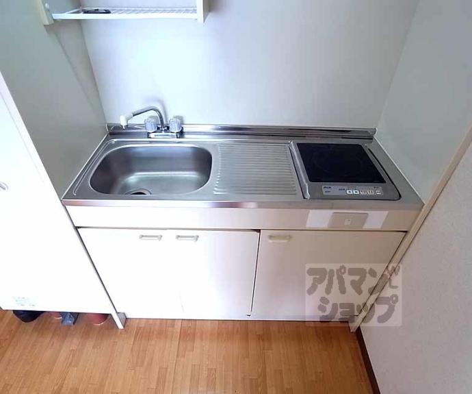 【Ｄｏｏｒ＇ｓ　ＤｅＤｅ　Ｏｎｅ　（旧：嵯峨スチューデントハウス）】間取