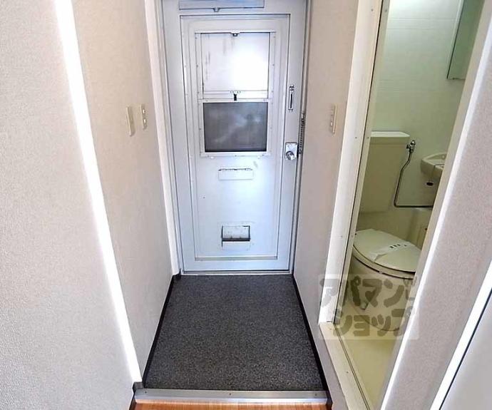 【Ｄｏｏｒ＇ｓ　ＤｅＤｅ　Ｏｎｅ　（旧：嵯峨スチューデントハウス）】間取