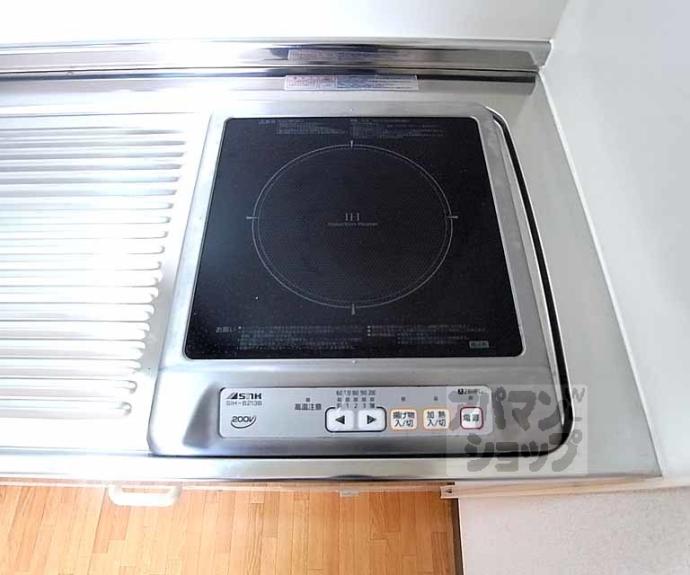 【Ｄｏｏｒ＇ｓ　ＤｅＤｅ　Ｏｎｅ　（旧：嵯峨スチューデントハウス）】間取