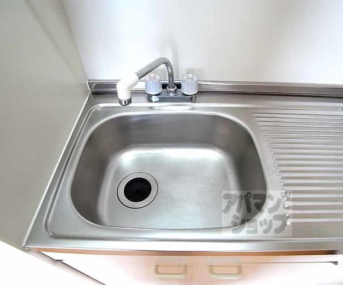 【Ｄｏｏｒ＇ｓ　ＤｅＤｅ　Ｏｎｅ　（旧：嵯峨スチューデントハウス）】間取