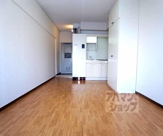 【Ｄｏｏｒ＇ｓ　ＤｅＤｅ　Ｏｎｅ　（旧：嵯峨スチューデントハウス）】間取