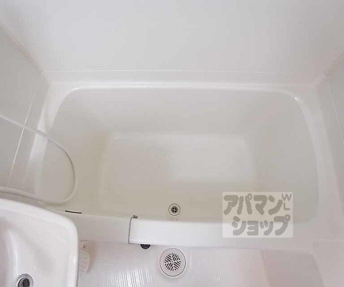 【Ｄｏｏｒ＇ｓ　ＤｅＤｅ　Ｏｎｅ　（旧：嵯峨スチューデントハウス）】間取