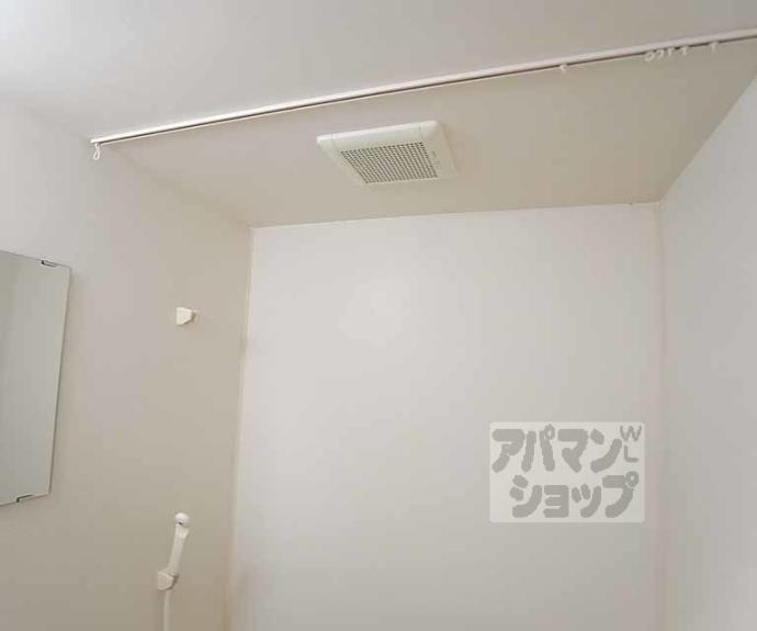 【Ｄｏｏｒ＇ｓ　ＤｅＤｅ　Ｏｎｅ　（旧：嵯峨スチューデントハウス）】間取