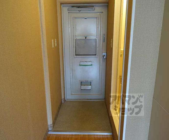 【Ｄｏｏｒ＇ｓ　ＤｅＤｅ　Ｏｎｅ　（旧：嵯峨スチューデントハウス）】間取