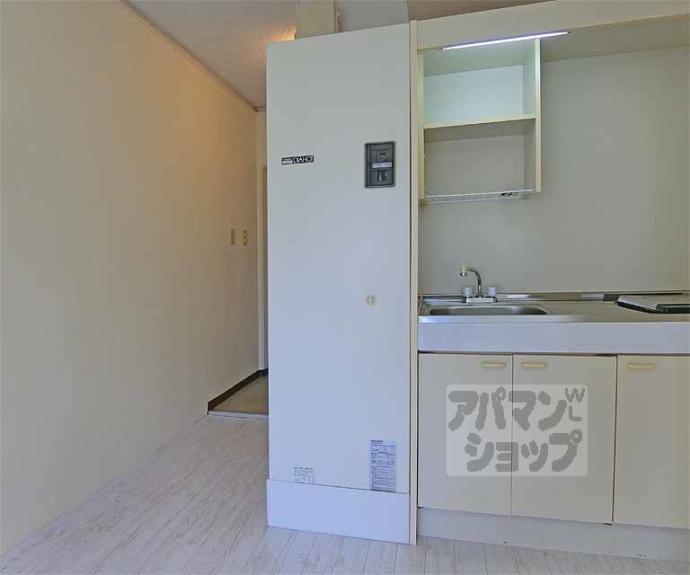 【Ｄｏｏｒ＇ｓ　ＤｅＤｅ　Ｏｎｅ　（旧：嵯峨スチューデントハウス）】間取