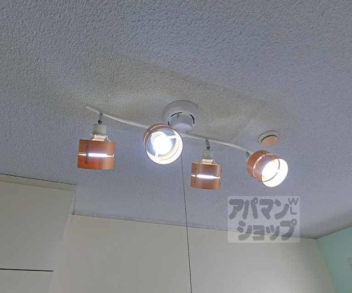 【Ｄｏｏｒ＇ｓ　ＤｅＤｅ　Ｏｎｅ　（旧：嵯峨スチューデントハウス）】間取