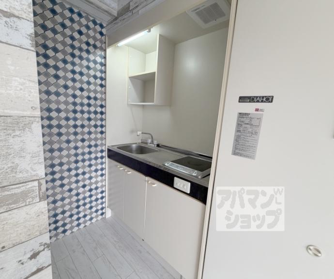 【Ｄｏｏｒ＇ｓ　ＤｅＤｅ　Ｏｎｅ　（旧：嵯峨スチューデントハウス）】間取