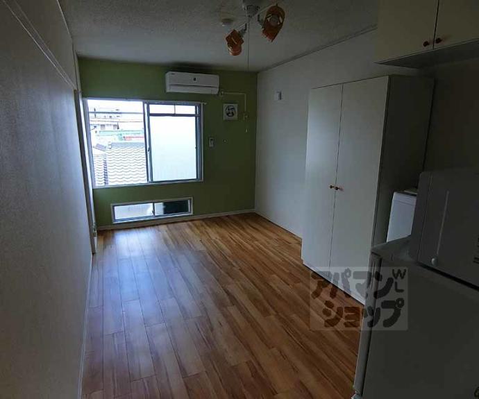 【Ｄｏｏｒ＇ｓ　ＤｅＤｅ　Ｏｎｅ　（旧：嵯峨スチューデントハウス）】間取