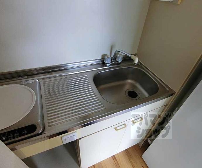 【Ｄｏｏｒ＇ｓ　ＤｅＤｅ　Ｏｎｅ　（旧：嵯峨スチューデントハウス）】間取