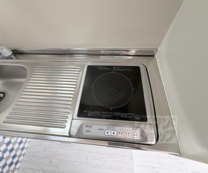 【Ｄｏｏｒ＇ｓ　ＤｅＤｅ　Ｏｎｅ　（旧：嵯峨スチューデントハウス）】間取