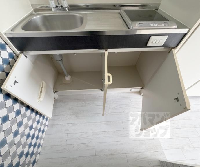 【Ｄｏｏｒ＇ｓ　ＤｅＤｅ　Ｏｎｅ　（旧：嵯峨スチューデントハウス）】間取