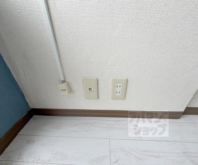 【Ｄｏｏｒ＇ｓ　ＤｅＤｅ　Ｏｎｅ　（旧：嵯峨スチューデントハウス）】間取