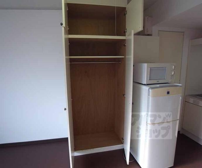 【Ｄｏｏｒ＇ｓ　ＤｅＤｅ　Ｏｎｅ　（旧：嵯峨スチューデントハウス）】間取