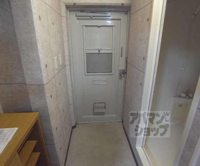 【Ｄｏｏｒ＇ｓ　ＤｅＤｅ　Ｏｎｅ　（旧：嵯峨スチューデントハウス）】間取