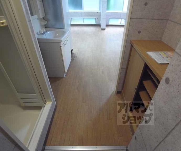 【Ｄｏｏｒ＇ｓ　ＤｅＤｅ　Ｏｎｅ　（旧：嵯峨スチューデントハウス）】間取