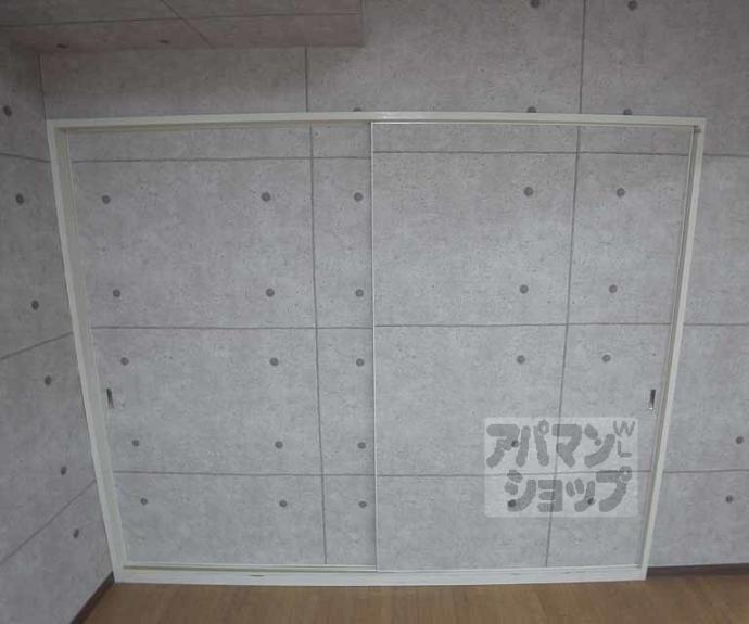 【Ｄｏｏｒ＇ｓ　ＤｅＤｅ　Ｏｎｅ　（旧：嵯峨スチューデントハウス）】間取