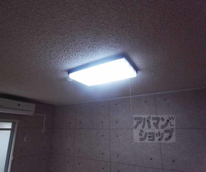 【Ｄｏｏｒ＇ｓ　ＤｅＤｅ　Ｏｎｅ　（旧：嵯峨スチューデントハウス）】間取