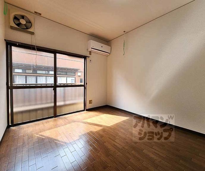 【シティ嵯峨】間取