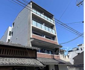 Ｄ．Ｃｌａｒｅｓｔ　ＣＲＥＳＴ　ＴＡＰＰ　二条：間取図