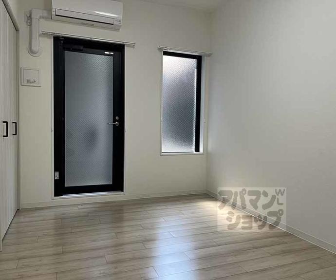 【Ｄ．Ｃｌａｒｅｓｔ　ＣＲＥＳＴ　ＴＡＰＰ　二条】間取