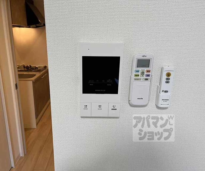 【Ｄ．Ｃｌａｒｅｓｔ　ＣＲＥＳＴ　ＴＡＰＰ　二条】間取