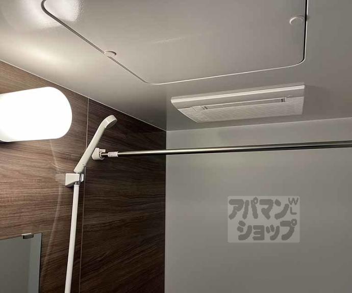 【Ｄ．Ｃｌａｒｅｓｔ　ＣＲＥＳＴ　ＴＡＰＰ　二条】間取