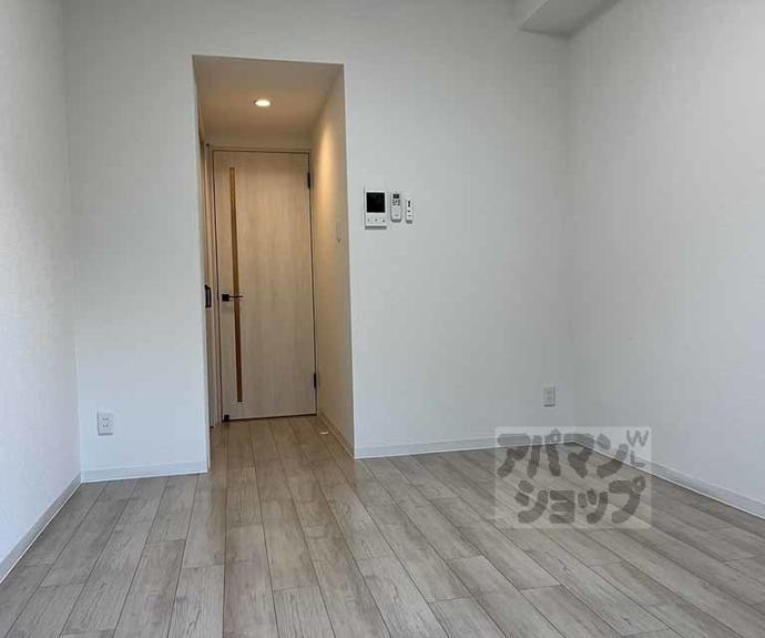 【Ｄ．Ｃｌａｒｅｓｔ　ＣＲＥＳＴ　ＴＡＰＰ　二条】間取