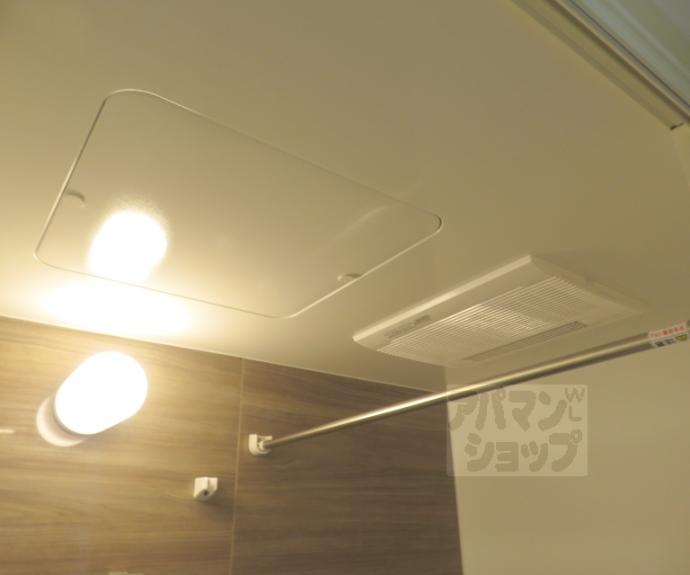 【Ｄ．Ｃｌａｒｅｓｔ　ＣＲＥＳＴ　ＴＡＰＰ　二条】間取