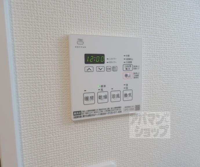【Ｄ．Ｃｌａｒｅｓｔ　ＣＲＥＳＴ　ＴＡＰＰ　二条】間取