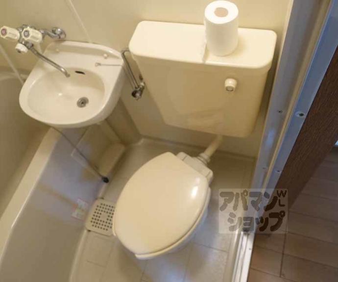 【コテージ鹿王】間取