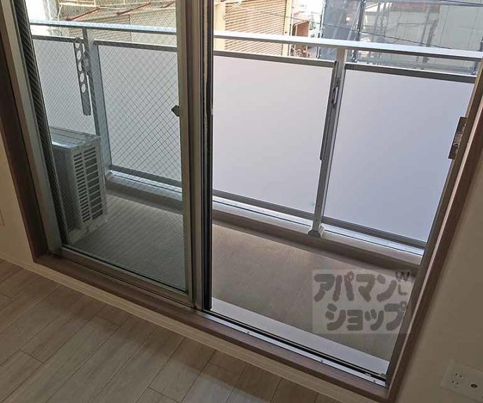 【グロスロシェ七条】間取