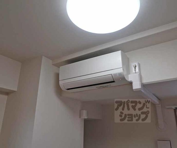 【グロスロシェ七条】間取