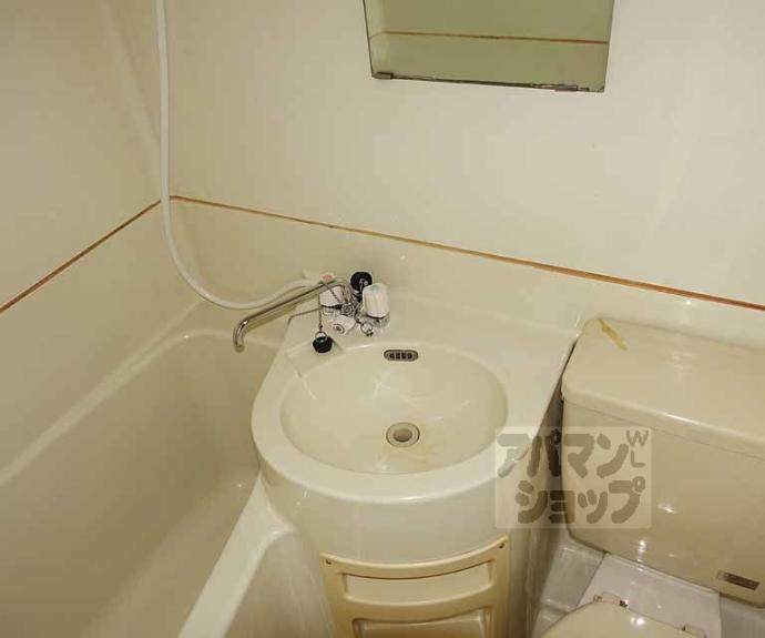 【ロイヤルハイツ梅津】間取