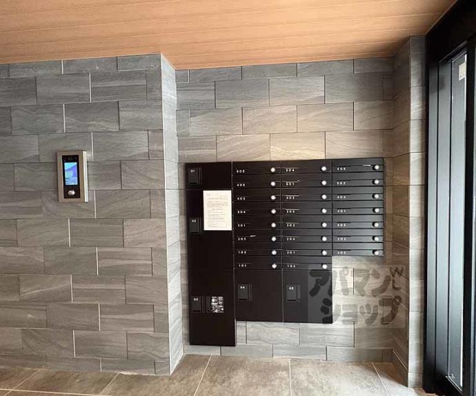 【Ｄ．Ｃｌａｒｅｓｔ　ＣＲＥＳＴ　ＴＡＰＰ　二条】間取