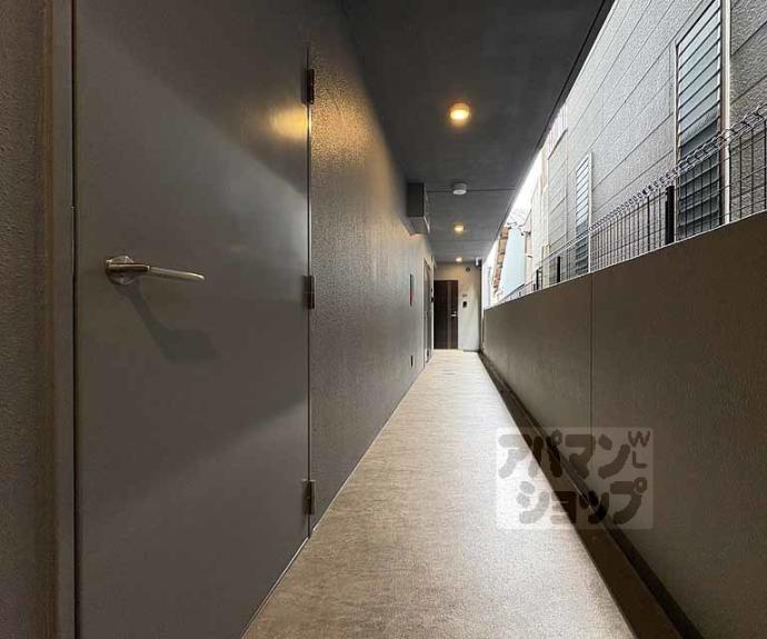 【Ｄ．Ｃｌａｒｅｓｔ　ＣＲＥＳＴ　ＴＡＰＰ　二条】間取